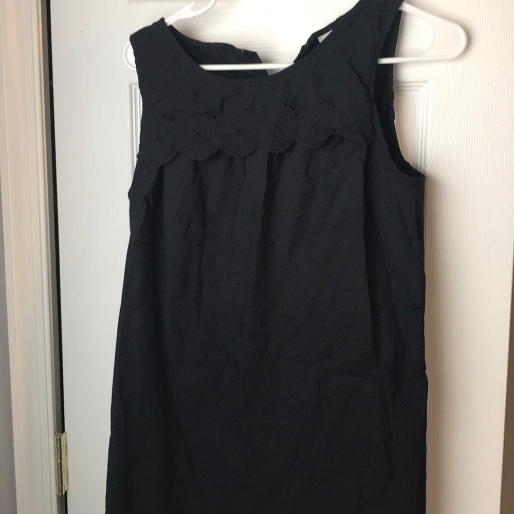 Old navy eyelit shift dress, black